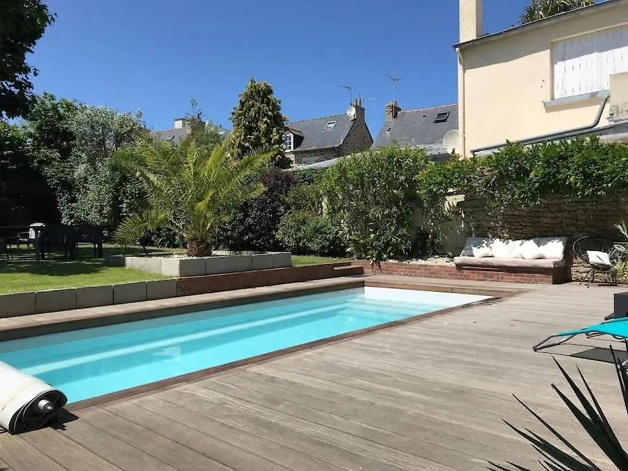 Maison de ville avec piscine Saint-Malo Dom wakacyjny